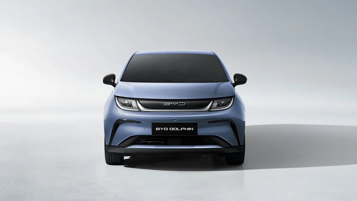 BYD Dolphin 2026 ngoại thất phía trước